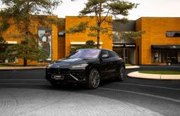  Urus, 2025