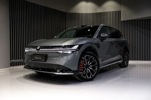 SUV   Zeekr 7X 2024 , 6400000 , 
