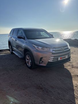SUV   Toyota Highlander 2018 , 3700000 , 