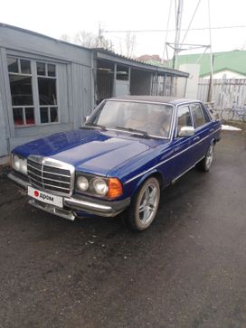  Mercedes-Benz W123 1981 , 345678 , 