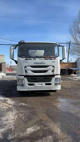  Isuzu Giga 2025 , 7200000 , 