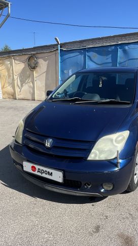  Toyota ist 2002 , 175000 , 