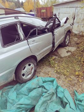 SUV   Toyota Kluger V 2001 , 300000 , 