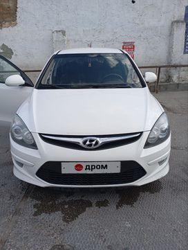  Hyundai i30 2011 , 800000 , 