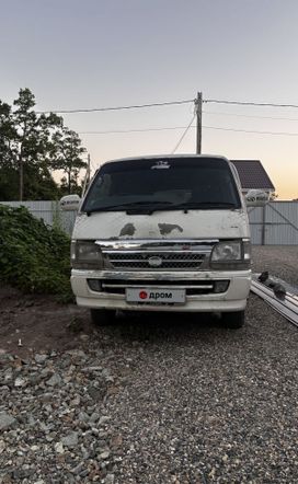    Toyota Hiace 2003 , 720000 , 