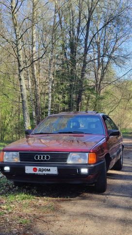  Audi 100 1989 , 240000 , 