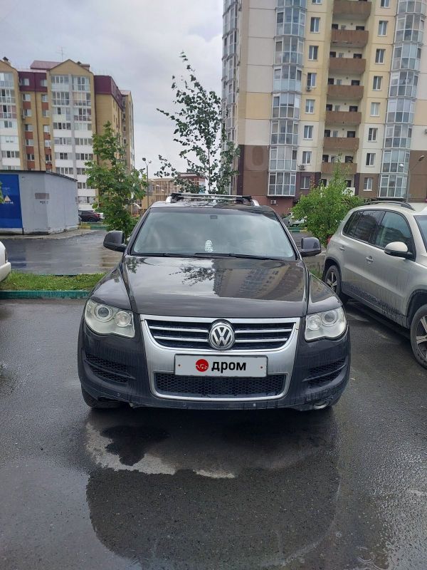 SUV   Volkswagen Touareg 2008 , 900000 , 