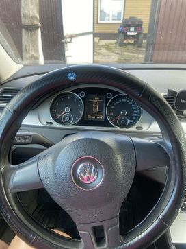  Volkswagen Passat 2011 , 720000 , 