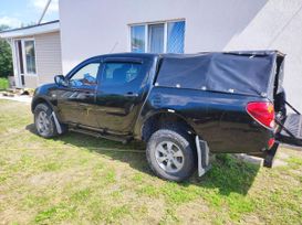  Mitsubishi L200 2011 , 980000 , 