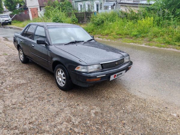  Toyota Corona 1990 , 330000 , 