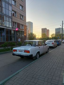   2107 2008 , 220000 , 