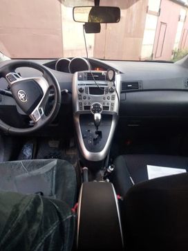    Toyota Verso 2011 , 950000 , 