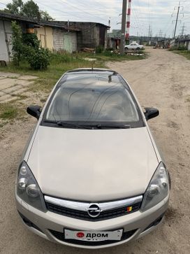  3  Opel Astra GTC 2010 , 600000 ,  