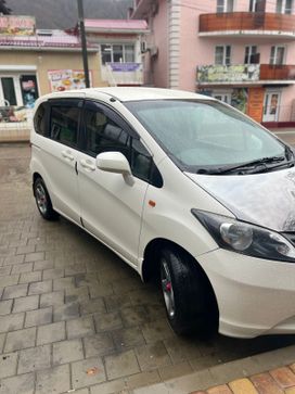    Honda Freed 2010 , 950000 , 