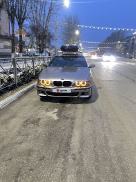  BMW 5-Series 1998 , 900000 , 