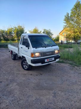   Toyota Town Ace 1990 , 920000 , 