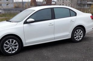  Volkswagen Jetta 2013 , 570000 , 