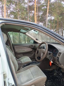  Nissan Sunny 2000 , 246000 , 