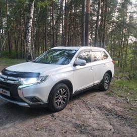 SUV   Mitsubishi Outlander 2016 , 1850000 , 