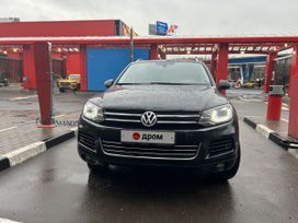 SUV   Volkswagen Touareg 2013 , 2300000 , 