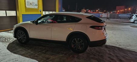 SUV   Mazda CX-4 2020 , 2700000 , 