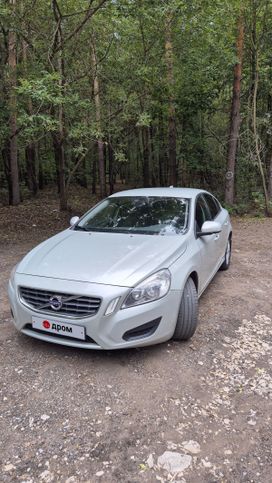  Volvo S60 2012 , 950000 , 