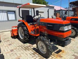 - Kubota GL261 2006 , 1200000 , 
