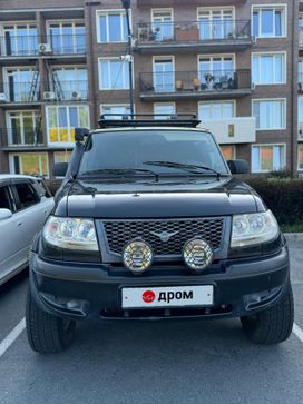 SUV     2013 , 750000 , 