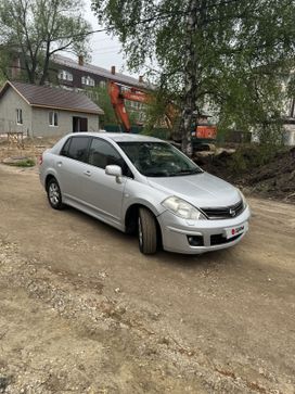 Nissan Tiida 2011 , 590000 , 