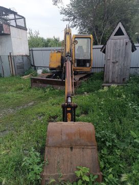   Hitachi BX 70 1994 , 1250000 , 