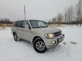SUV   Mitsubishi Pajero 2002 , 750000 , -