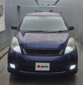    Toyota Isis 2007 , 1160000 , 