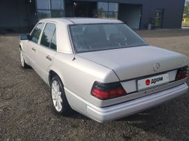  Mercedes-Benz E-Class 1990 , 260000 , 