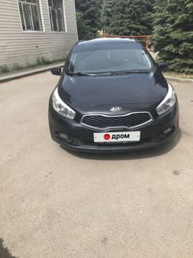  Kia Ceed 2014 , 875000 , 