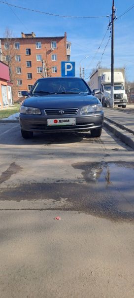  Toyota Camry 2000 , 600000 , 
