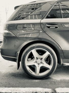 SUV   Mercedes-Benz M-Class 2012 , 2350000 , 
