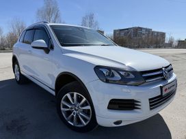 SUV   Volkswagen Touareg 2013 , 2350000 , 