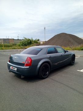  Chrysler 300C 2004 , 1300000 , 