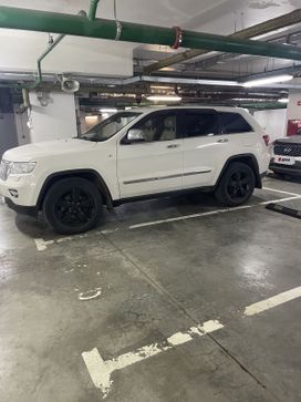SUV   Jeep Grand Cherokee 2011 , 1870000 , 