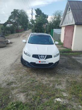 SUV   Nissan Qashqai 2010 , 1300000 ,  
