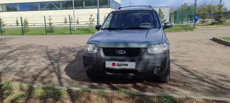 SUV   Ford Escape 2005 , 750000 , 