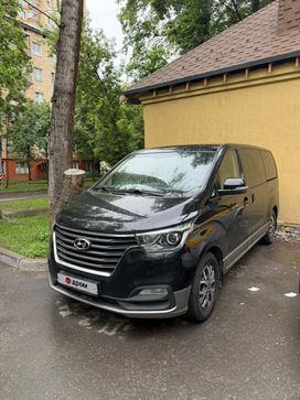   Hyundai H1 2021 , 3499000 , 