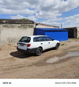  Toyota Caldina 2001 , 330000 , 
