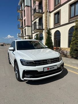 SUV   Volkswagen Tiguan 2020 , 3350000 , 