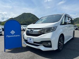 Минивэн или однообъемник Honda Stepwgn 2015 года, 2250000 рублей, 