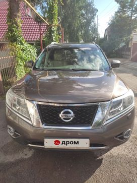 SUV   Nissan Pathfinder 2014 , 2200000 , 