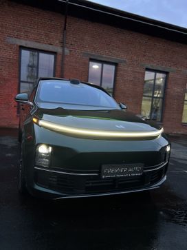 SUV   Li L9 2023 , 7300000 , 