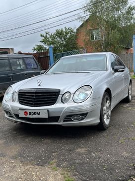  Mercedes-Benz E-Class 2008 , 800000 ,  