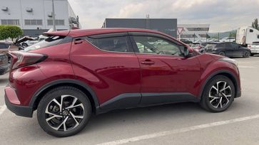 SUV   Toyota C-HR 2017 , 2015000 , 