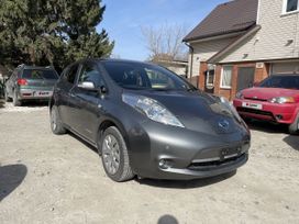  Nissan Leaf 2012 , 500000 , 
